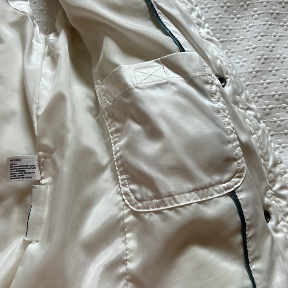 Gap Puffer Vest with snaps and zipper - Picture 4 of 5
